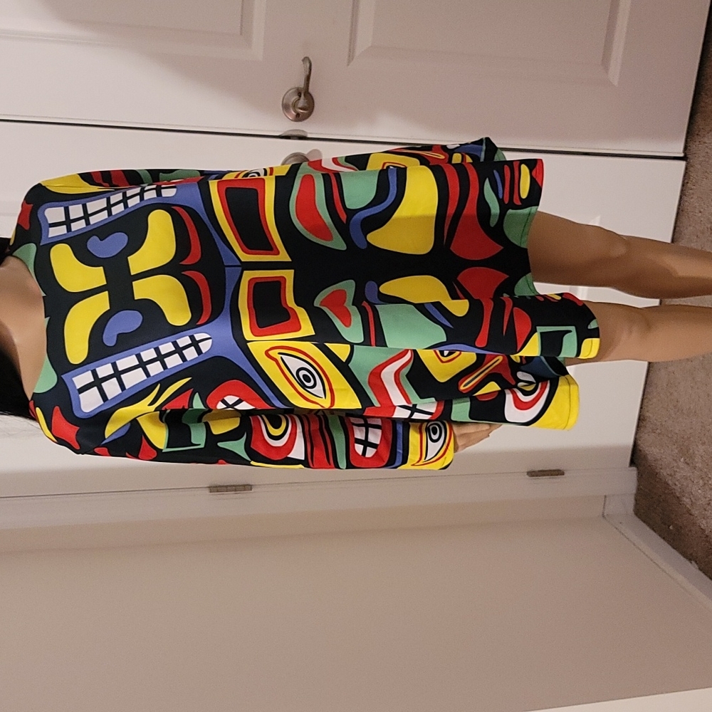 Geometric/Abstract Tunic - Picture 5 of 5